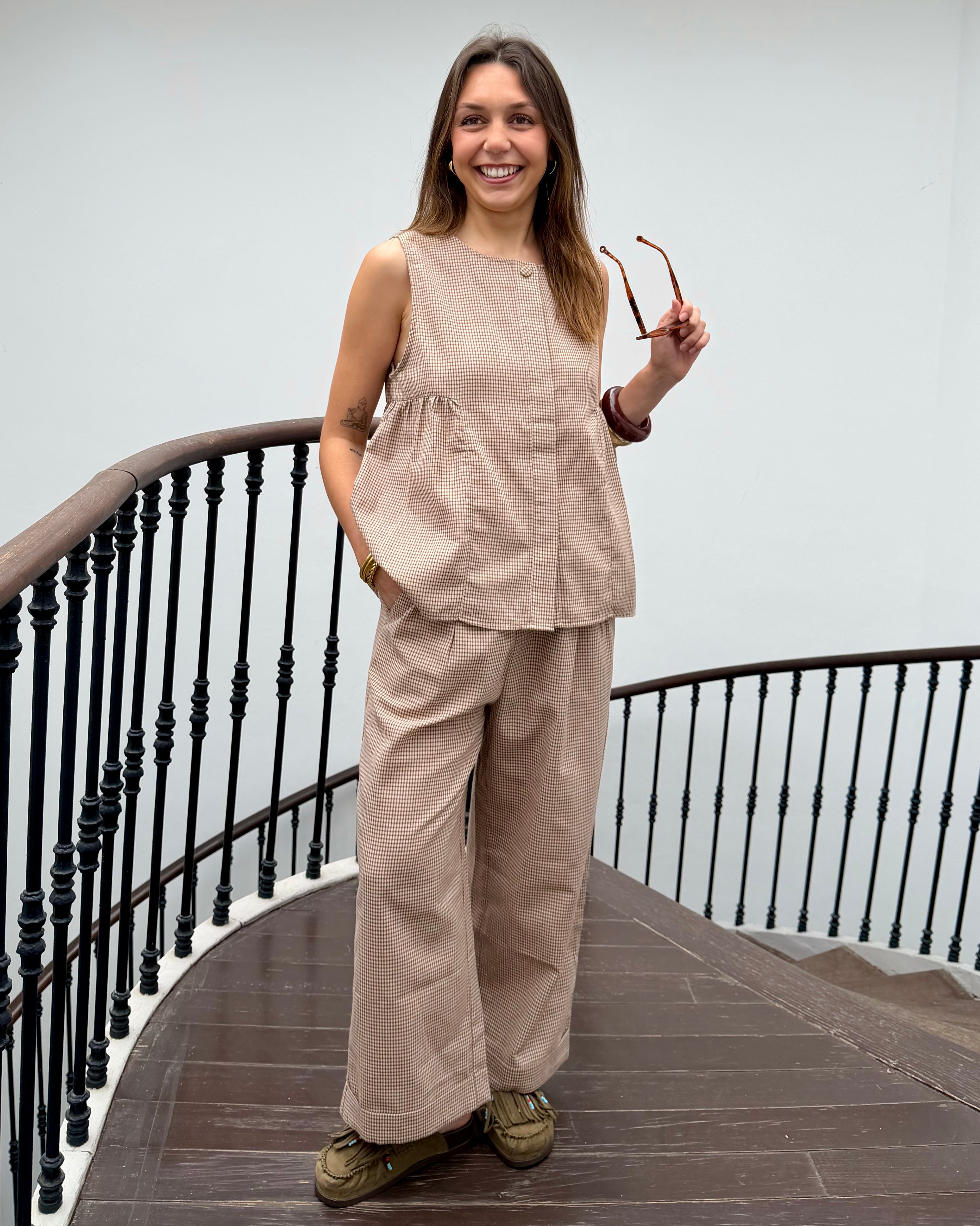 Ensemble à carreaux beige
