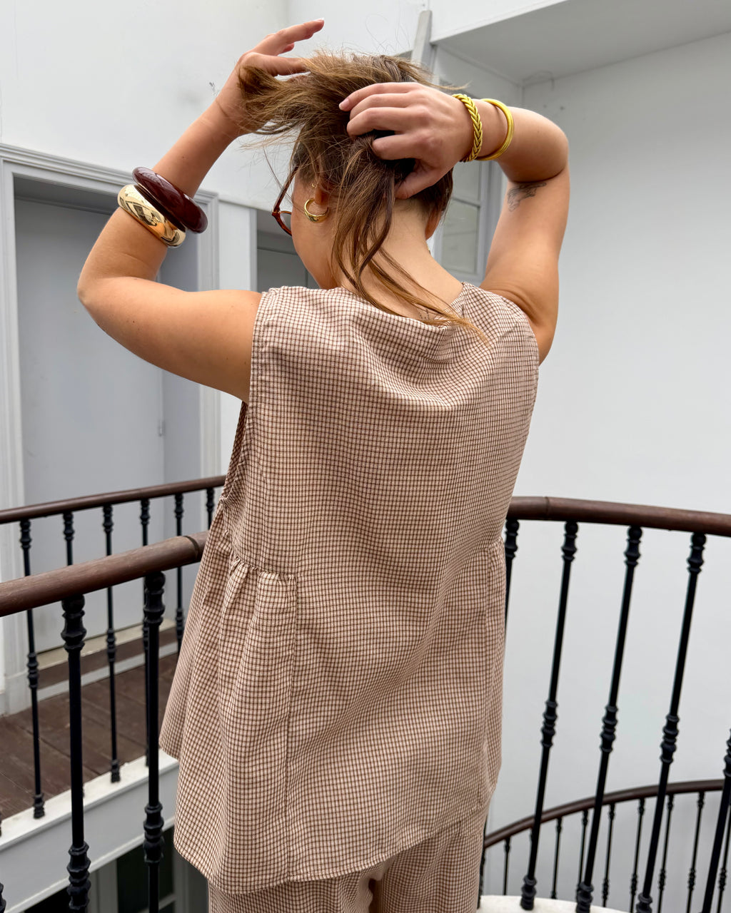 Ensemble à carreaux beige