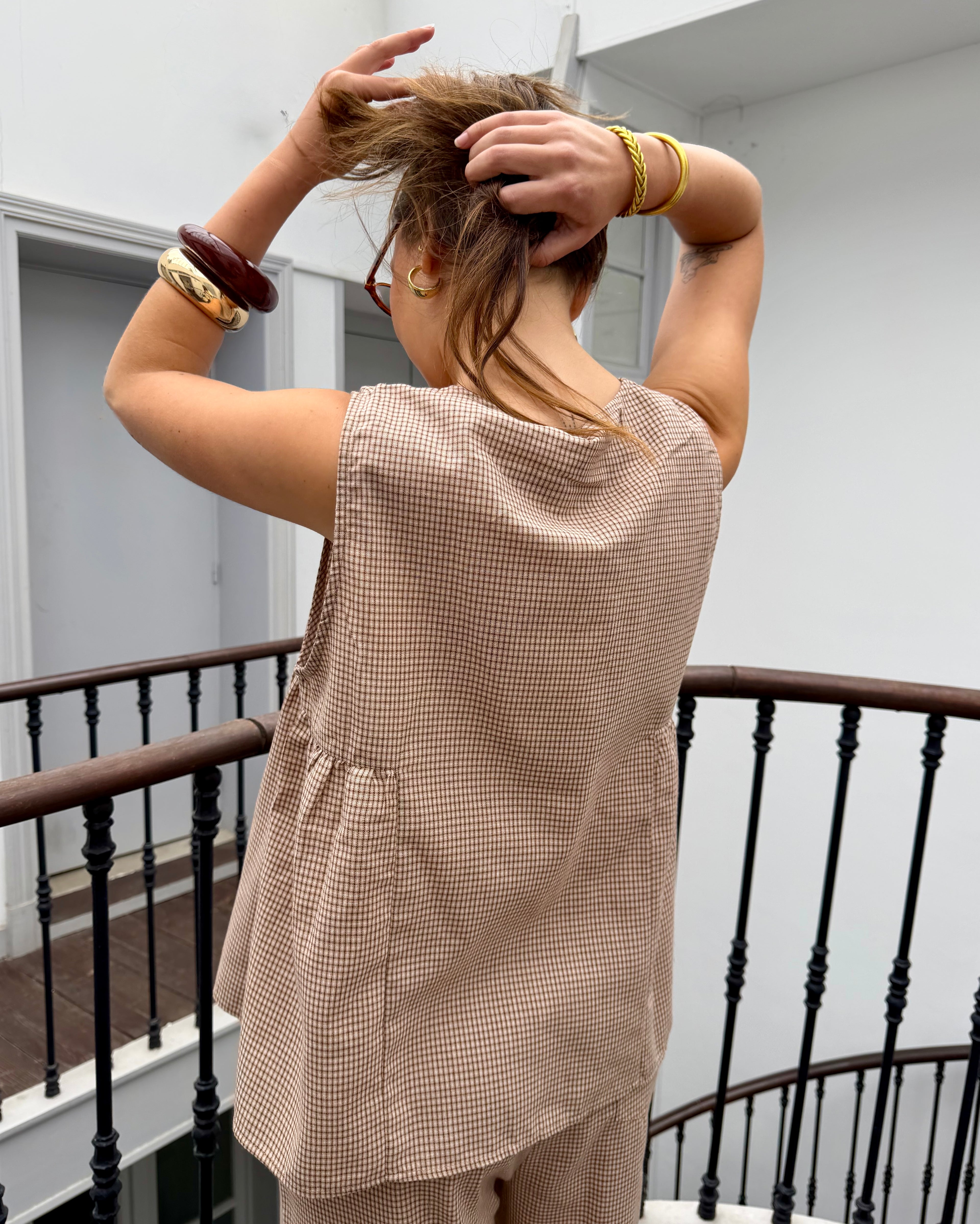 Ensemble à carreaux beige