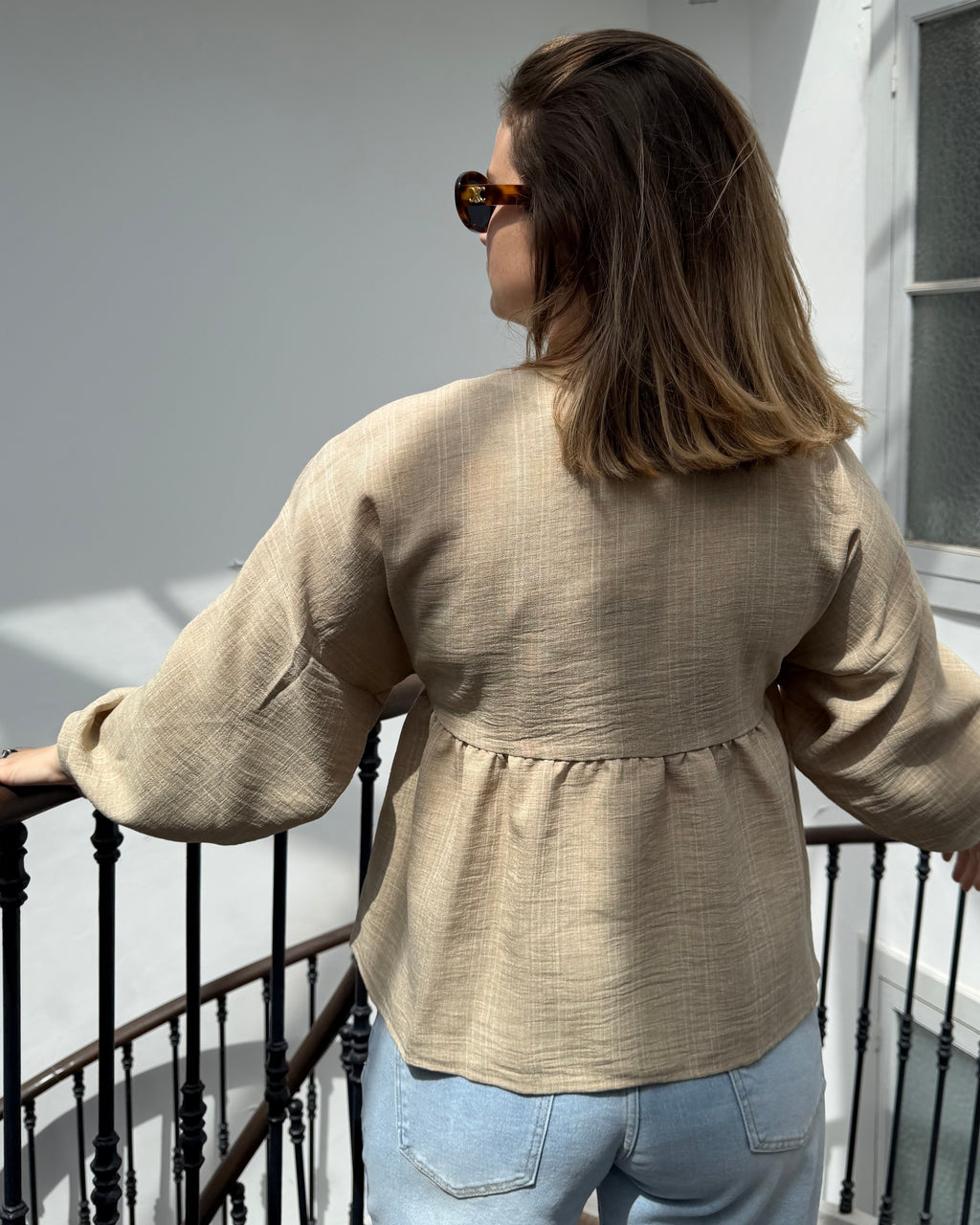 Blouse cache coeur beige