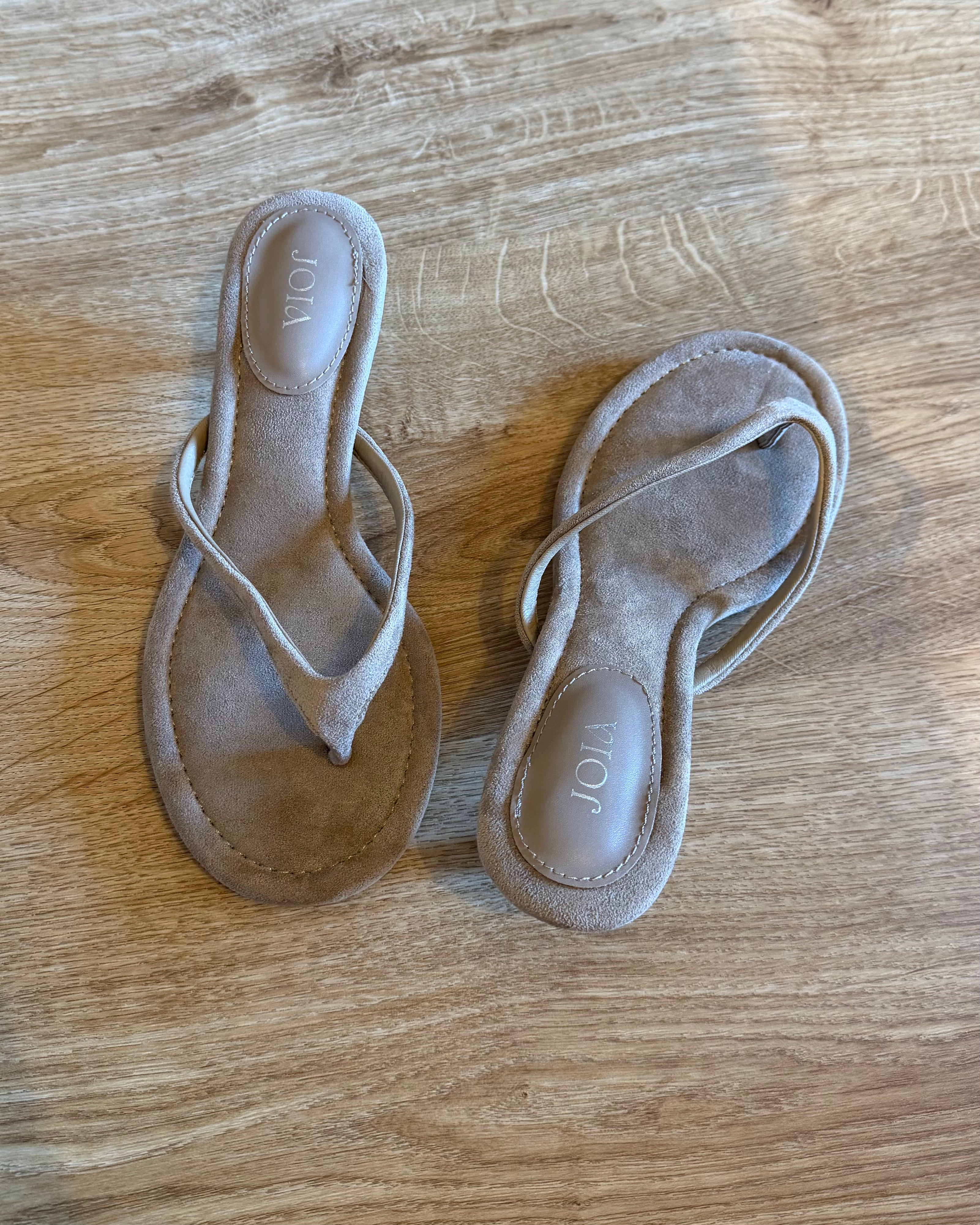 Claquettes à talons beige