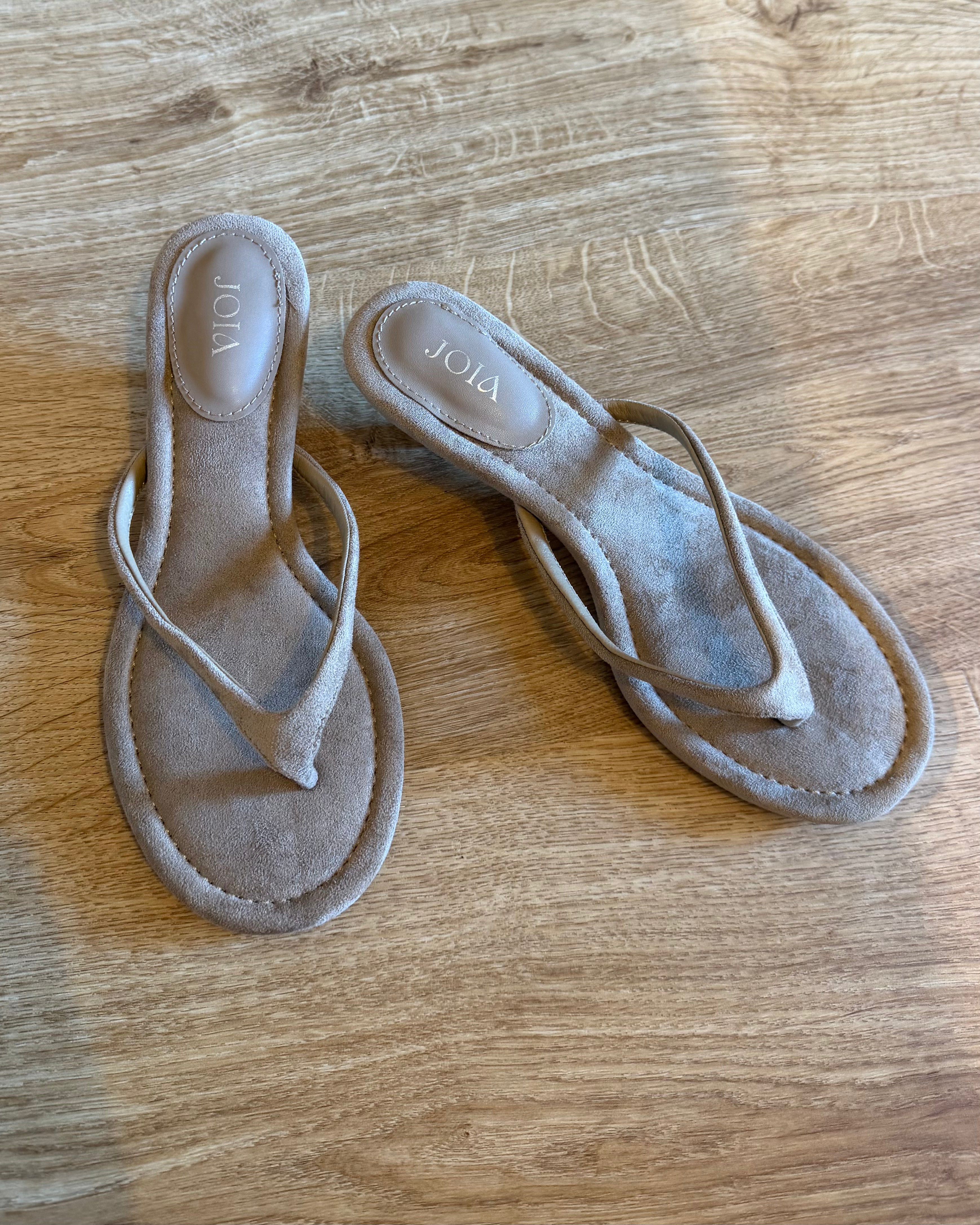 Claquettes à talons beige