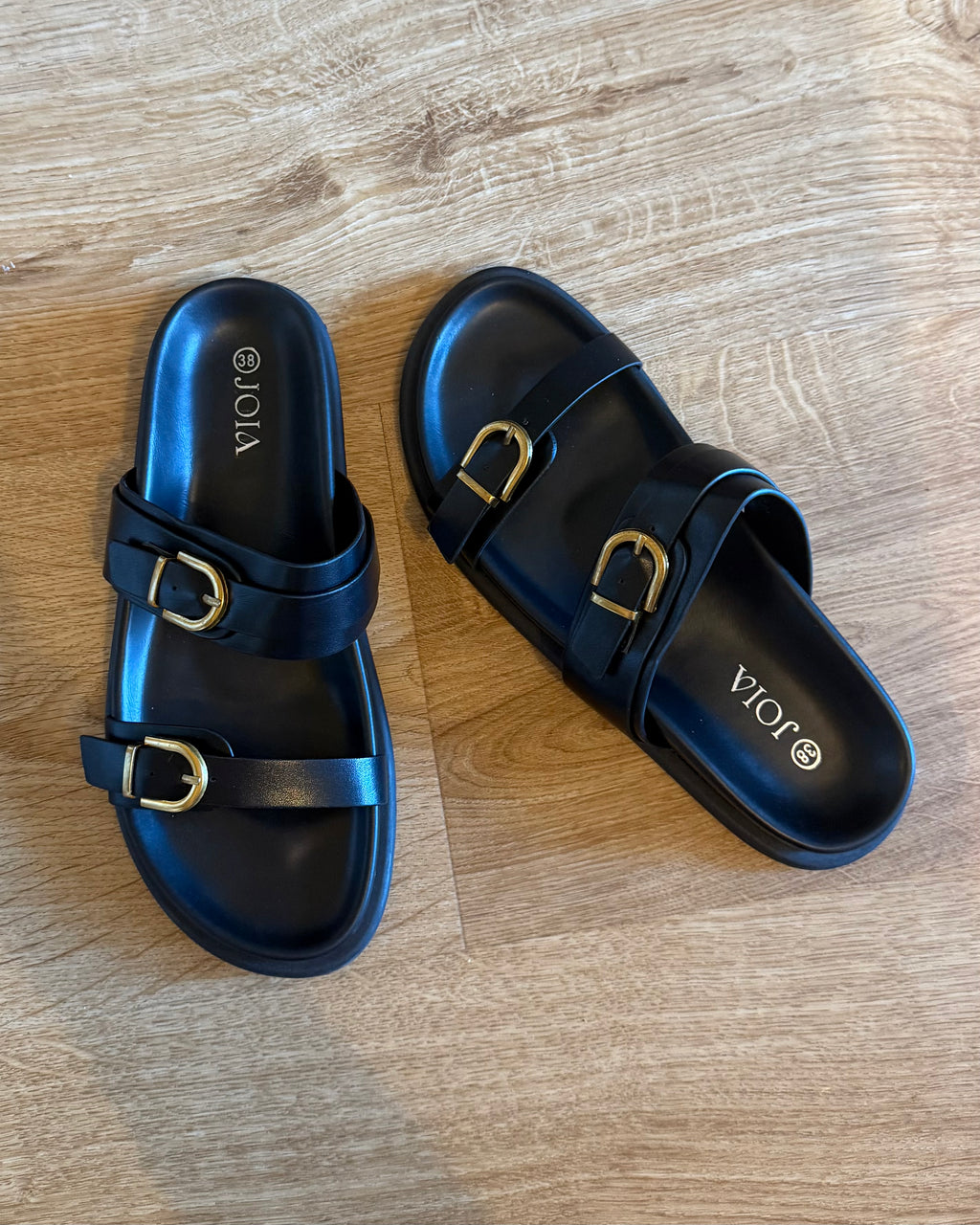 Sandales à brides noires