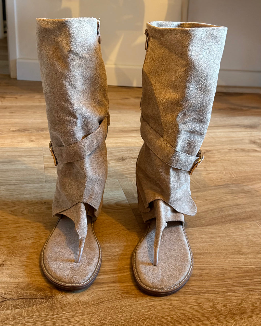 Claquettes montantes camel