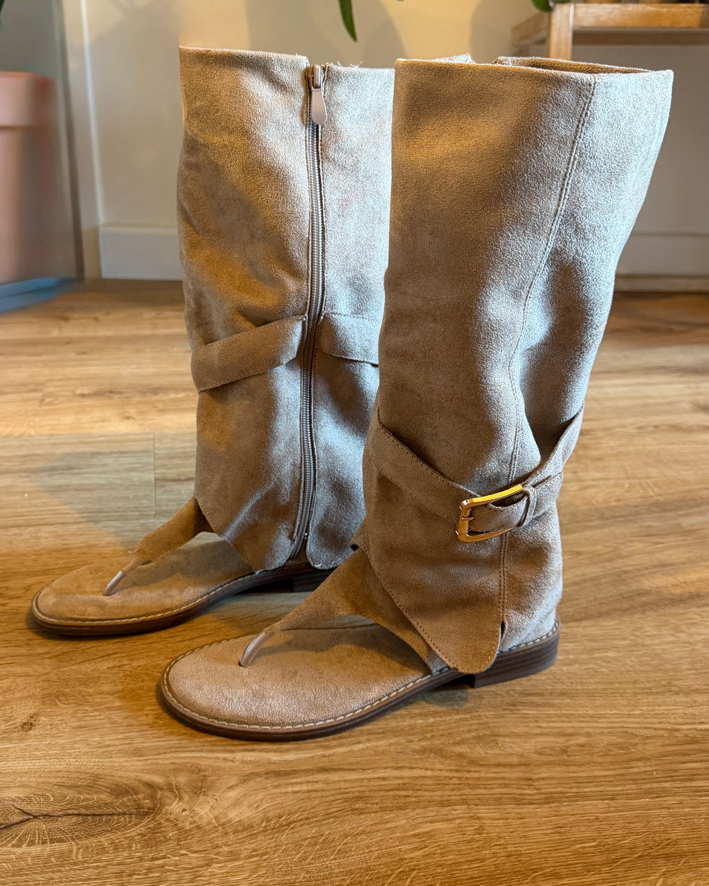 Claquettes montantes camel